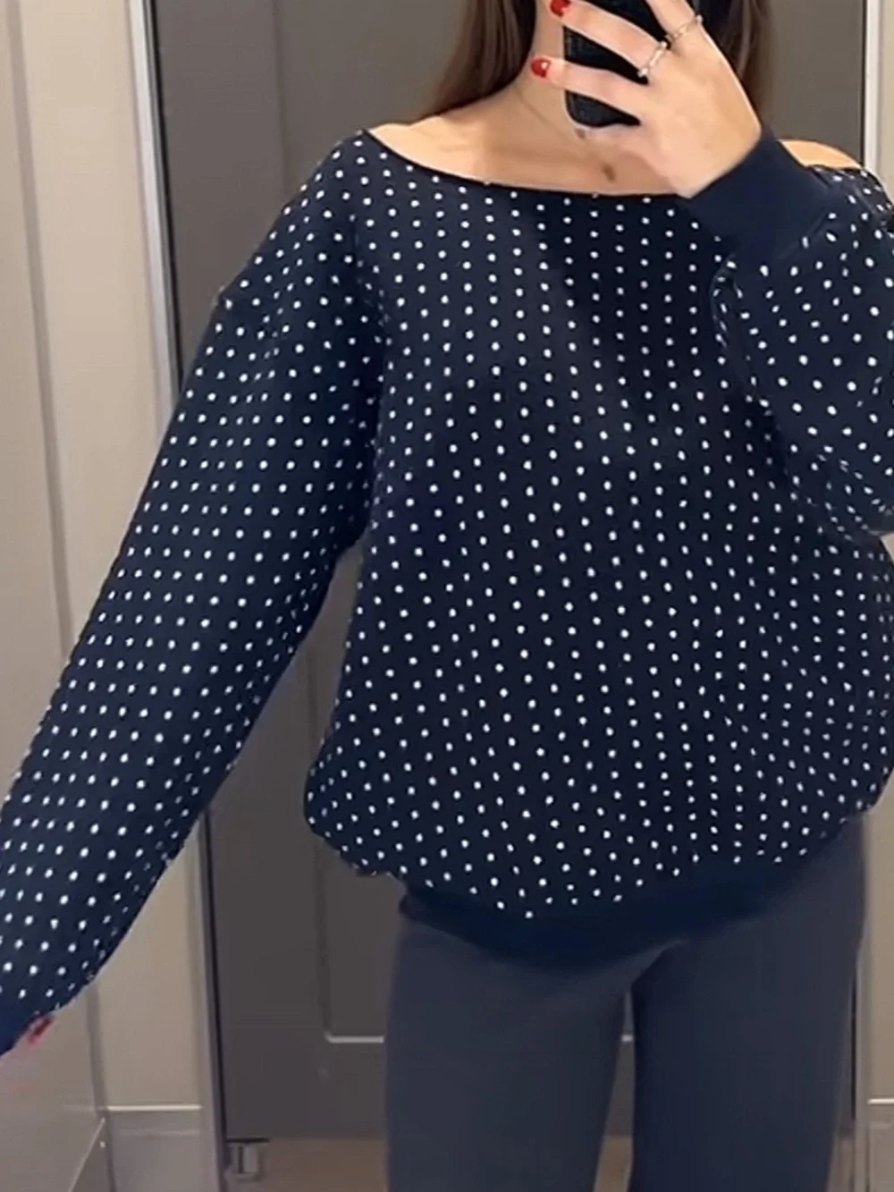 Wild Fable NWT Navy
Blue/white Polka Dot Off The Shoulder Sweatshirt - Picture 6 of 7